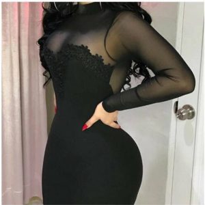 Женское вечернее платье с геометрическим узором, выполненное из полупрозрачного полиэстера, с длинным рукавом и мини-длиной.