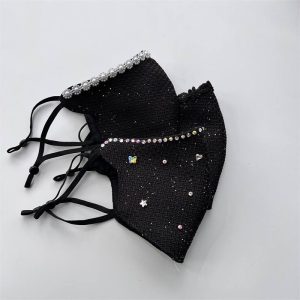 Женская утеплённая маска с вуалью и стразами, осенне-зимняя модель с защитой от ветра, стильный дизайн с объёмным эффектом.